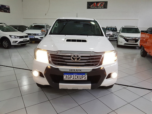 Imagem 12 de 15 de Toyota Hilux Srv Limited 3.0 Turbodiesel 4x4 2015 Completa