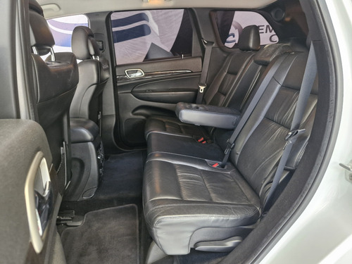 Jeep Grand Cherokee Laredo V6 Lujo 4x2 At