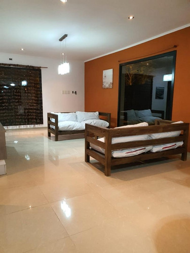 Imagen 5 de 23 de Casa 4 Amb. Quincho7piscina/jardín. Barrio La Celia - Ezeiza