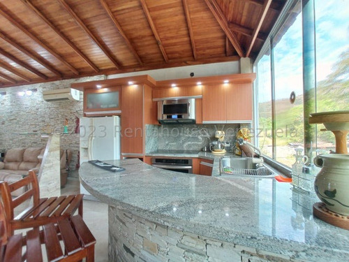 Townhouse En Venta El Limon 23-21467 Jcm