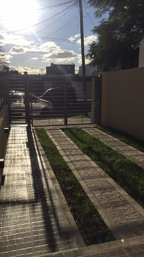 Imagen 11 de 14 de Excelente Triplex A Estrenar En Ituzaingo Norte