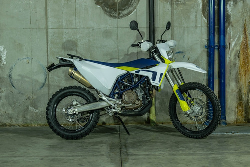 Imagen 5 de 18 de Husqvarna 701 Enduro 2021