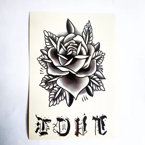 tatuagem flor na mão masculina