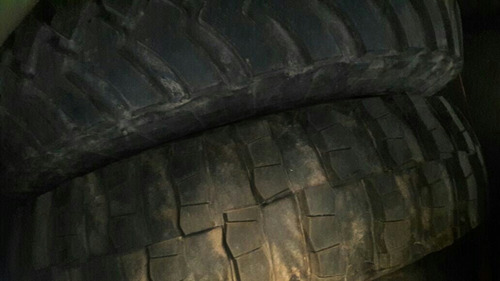 Imagen 3 de 10 de Unimog ,gomas, Llantas, R 20, Mercedes Benz, Repuestos, Mb