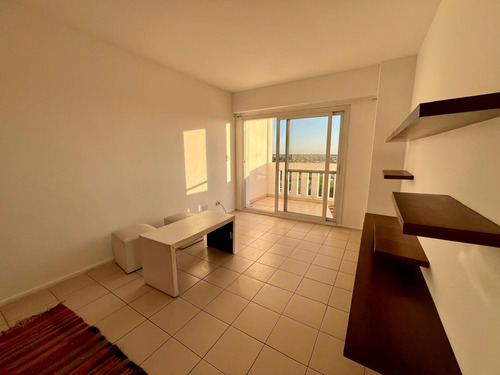 Dpto En Venta 3 Amb En Av. Centenario - Beccar (piso 13)