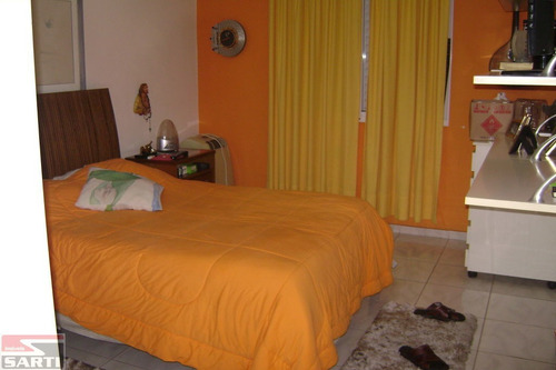 Imagem 7 de 15 de Casa Verde - 3 Dormitórios ( 1 Suíte ) Piscina - Edícula - St16216