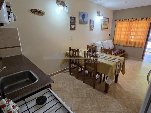 Casa En Venta 4 Ambientes Más 2 Deptos - Cinco Esquinas, Santa Clara Del Mar