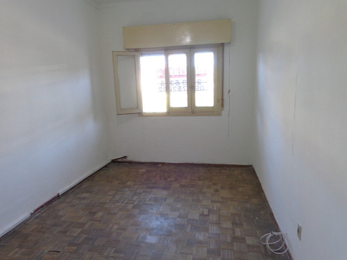 Apartamento Un Dormitorio Frte. A Plaza Italia