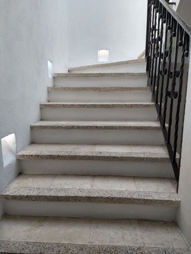 Casa Para Oficinas En Venta En La Col. Las Palmas, Cuernavaca Morelos