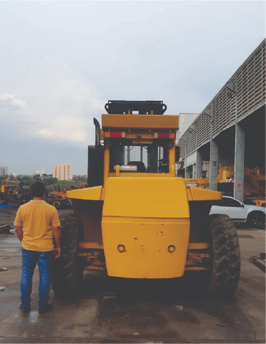 Empilhadeira Hyster Modelo H460 - 25 Ton. - 2690