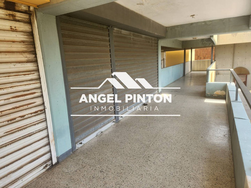Local Comercial En Venta Maracaibo Cc La Paragua Api 68713