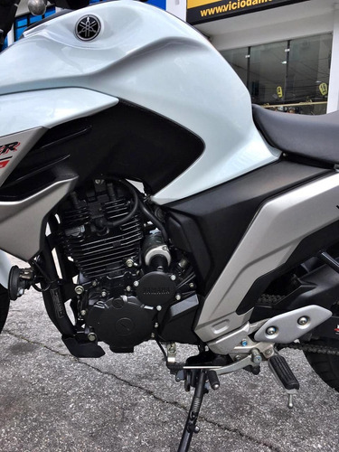 Fazer 250