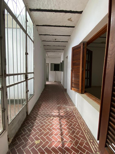 Departamento De Dos Dormitorios En Arroyito De Pasillo Terr
