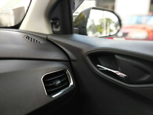 Chevrolet Onix 1.0 2014