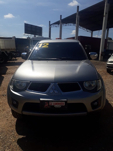 Imagem 3 de 11 de L200 Triton 4x4 Flex