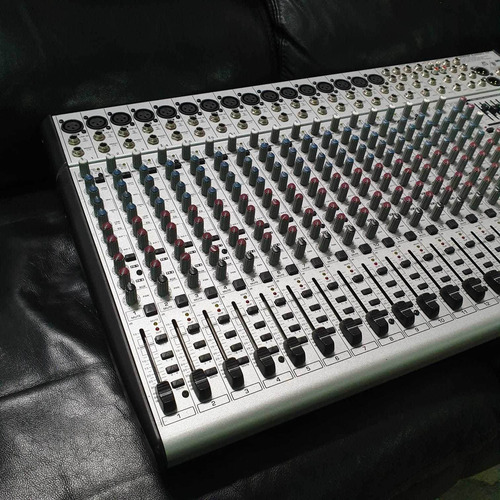 Mesa De Som Behringer Eurodesk Sl2442fx-pro