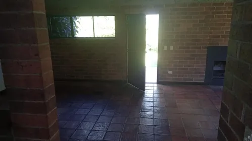 Casa Campestre En Venta En Llanogrande. Cod V12488