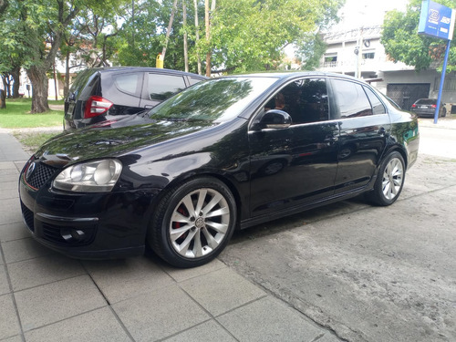 Volkswagen Vento 2.5 Luxury 170cv