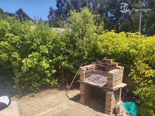 Casa En Venta De 2 Dorm. En El Tabo