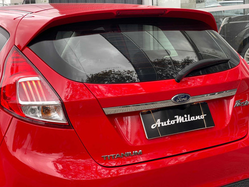 Imagen 9 de 14 de Ford Fiesta Kinetic Design 1.6 Titanium Powershift 120cv