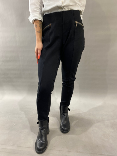 Pantalón Marca Apology Color Negro (talla M)