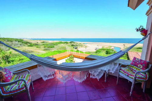 Casa De Lujo Frente Al Mar.