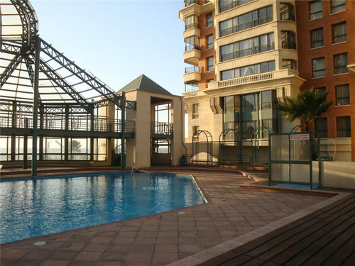 Departamento Vista Al Mar. Condominio Puerto Pacifico