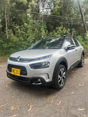 Citroën C4 Cactus 1.6 Shine Turbo Aut
