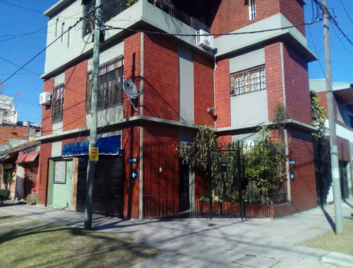 Imagen 2 de 7 de Departamento Tipo Casa En Venta En Gerli Este