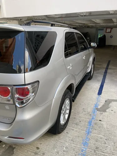 Toyota Fortuner 2.7l 4x2