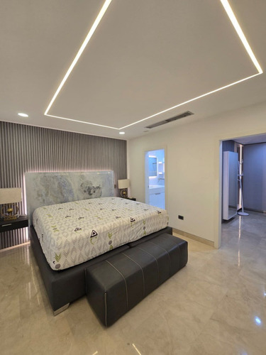 Penthouse Duplex De Lujo En Venta Res Alameda Suites Urb El Parral Jc-lp