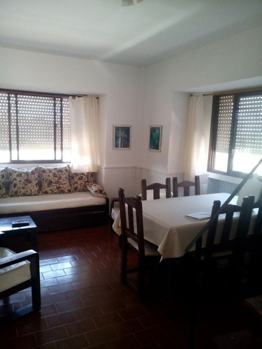 Imagen 6 de 10 de Departamento En Dúplex. A Media Cuadra Del Mar. Hermosas Vistas Mf