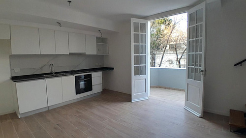 Venta Departamento 2 Ambientes- Nuñez. Edificio Antiguo, Categoría. A Nuevo. Amenities