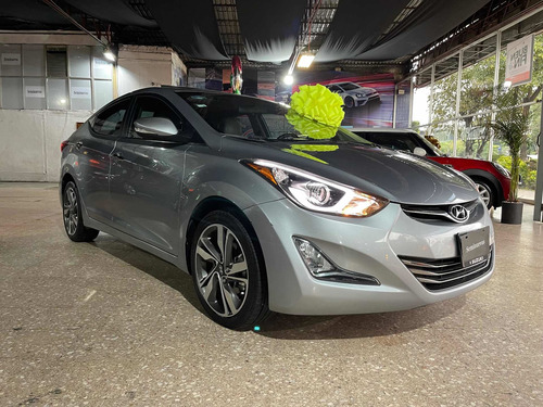 Imagen 3 de 15 de Hyundai Elantra 2015 1.8 Limited Tech At