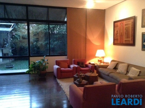 Imagem 1 de 15 de Sobrado - Alto De Pinheiros - Sp - 507893