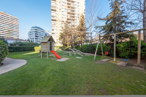Vende Departamento, Mall Los Dominicos 4 Dormitorios, 3 Bañ