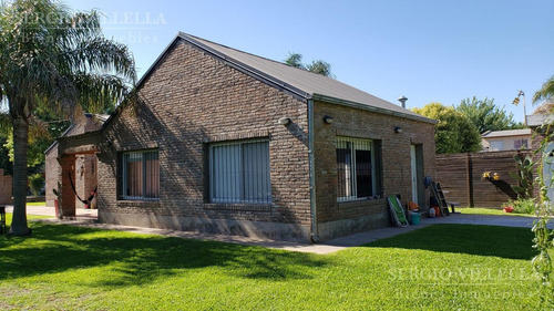 Imagen 16 de 19 de Casa De Tres Dormitorios En Venta En Funes