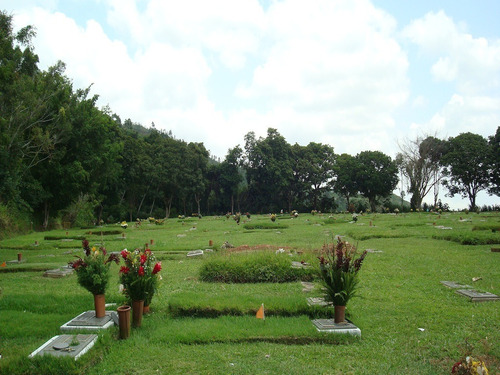 Parcela Doble Cementerio Del Este En Venta Terraza 212