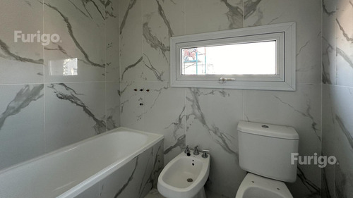 Venta Monoambiente Con Balcón Zona Rio