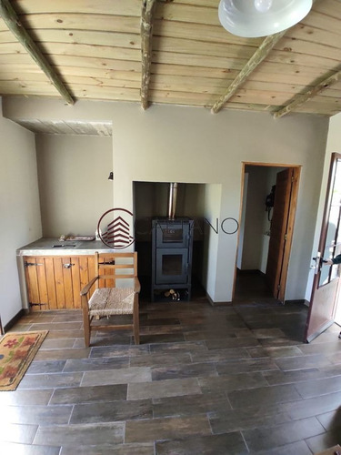 Imagen 6 de 20 de Casa En El Tesoro En Venta, 2 Dormitorios, 2 Baños, Luminosa Con Cochera Y Parillero - La Barra El Tesoro
