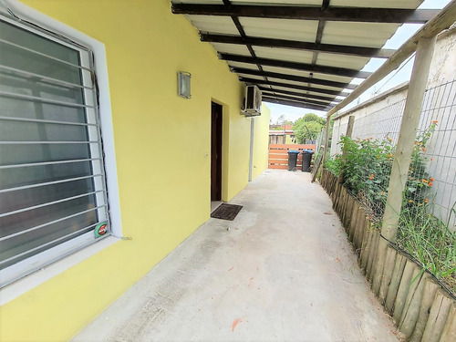 -casa Ph, Cochera, Barbacoa Parrillero, Solymar Sur.