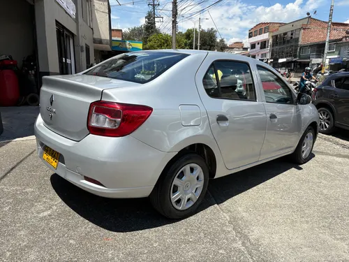 Renault Logan 1.6