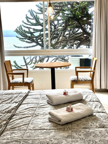 Imagen 2 de 14 de Best Home Bariloche 2 * Vista - Acceso Al Lago *