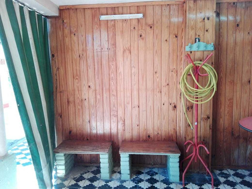 Imagen 9 de 14 de Casa Ideal Para 2 Familias