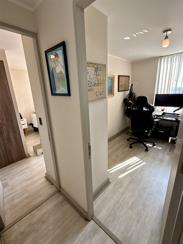 Departamento En Venta De 2 Dorm. En La Florida