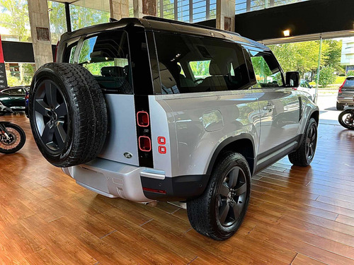 Imagen 5 de 21 de Land Rover Defender New 90 Extrafull