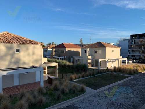 Casa - Saravi Village