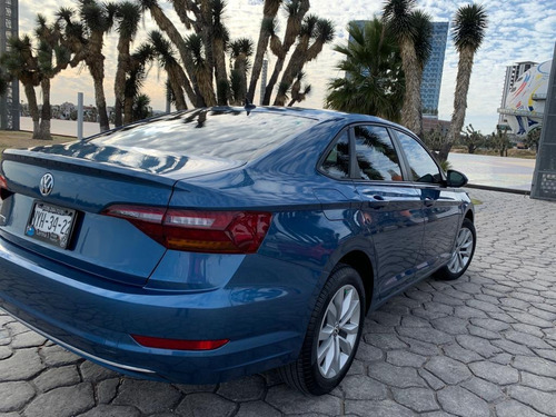 Imagen 6 de 13 de Volkswagen Jetta Trendline