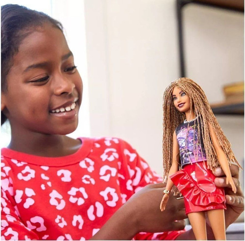 Imagem 7 de 9 de Barbie Fashionista 123 Negra Cabelo Trança Ms