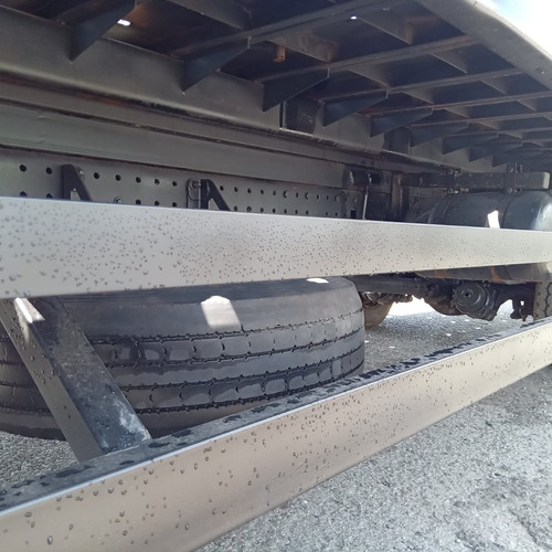 Vw 11-180 2021 Plataforma Guincho 7,5 M